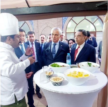 Pak Chef attracts tourists