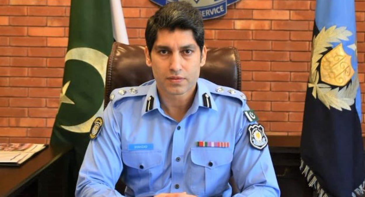 DIG Operations pays surprise visit to PS Margalla