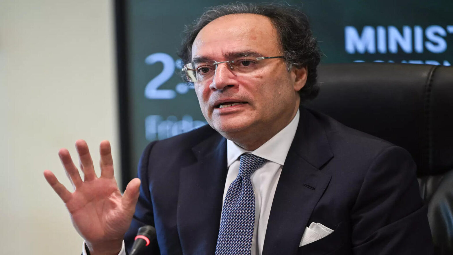 Pakistan to address climate challenges for sustainable economic growth: Finance Minister