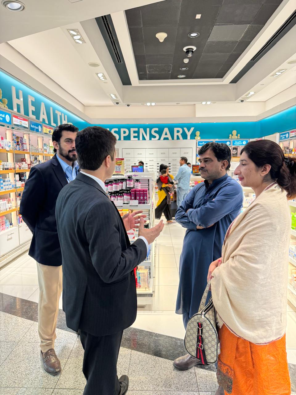 Ambassador Tirmizi lauds Consulate's efforts to address needs of Pakistanis stranded at Dubai Airport