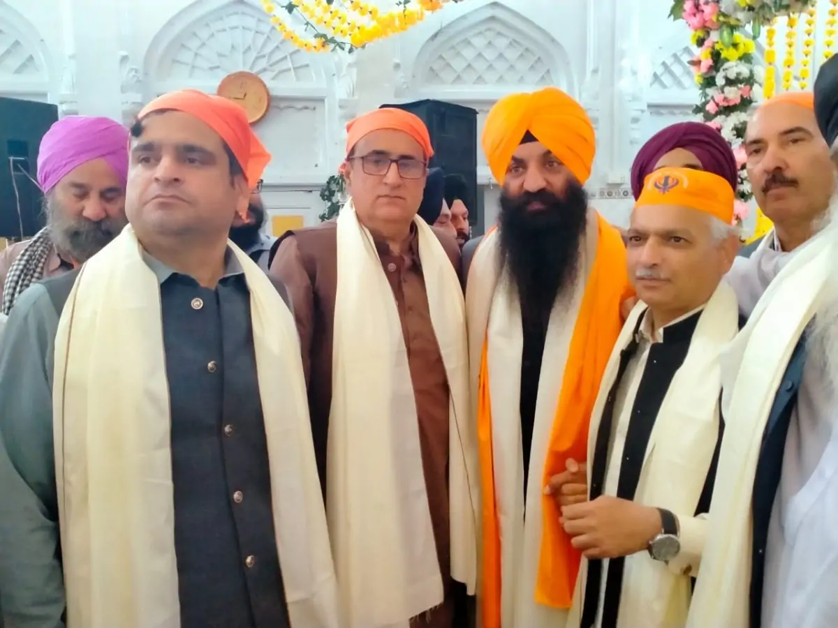 High-level delegation visits religious celebrations of Sikh community at Punja Sahib