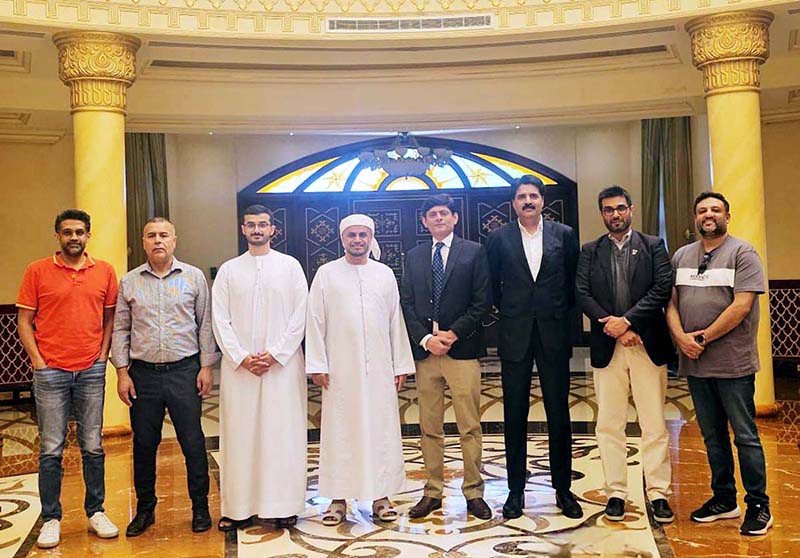 A team of Pakistan’s Consulate in Dubai headed by Ali Zeb Khan, Trade & Investment Counsellor received by H.E. Mohammed Khalifa Bin Dhaen Al Mheiri, Group Chairman Bin Dhaen Holding & Chairman of Jumeira University at Khalifa Bin Dhaen Majlis, Zabeel Dubai.