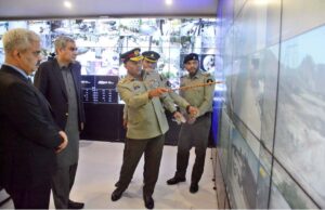 Interior Minister Syed Mohsin Naqvi visiting the martyr’s monument (Yadgar-e-Shuhada) at the Pakistan Coast Guards Headquarters.