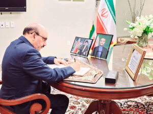Pakistan’s Ambassador to the United States, Masood Khan, visited Iran’s Interest Section in Washington to expressed condolences on the demise of Iranian President Ebrahim Raisi, Foreign Minister Hossein Amir-Abdollahian, and their other companions in a helicopter crash on May 19