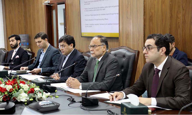 Federal Minister for Planning, Development & Special Initiatives, Ahsan Iqbal in a meeting with key stakeholders to review Federal Public-Private Partnership Policy