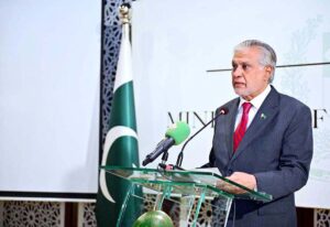 Deputy Prime Minister and Foreign Minister Senator Mohammad Ishaq Dar delivering remarks at the dinner for International Delegates to Symposium From Gandhara to the World at Ministry of Foreign Affairs.