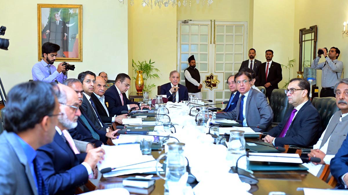 Prime Minister Muhammad Shehbaz Sharif chairs a meeting regarding FBR's Track and Trace System.