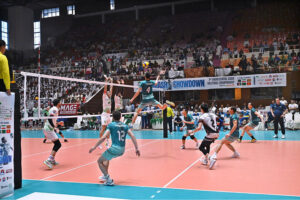 Federal Minister for Planning, Development, and Special Initiatives and Inter Provincial Coordination, Ahsan Iqbal Chaudhary along with the dignitaries and the winner Pakistan team stand in respect of national anthem as Pakistan wins the 2nd Engro Central Asian Volleyball Championship 2024 in the final match against Turkmenistan at Pakistan Sports Complex.