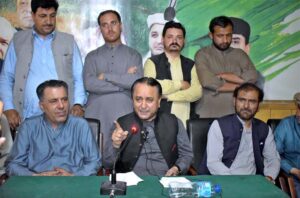 Former Chief Minister Gilgit-Baltistan Hafiz Hafeez Ur Rehman addressing press conference.