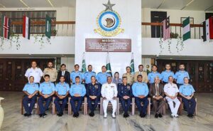 Admiral Naveed Ashraf, Chief of the Naval Staff, Pakistan Navy alongwith Air Vice Marshal Amir Shahzad, President Air War College Institute, and faculty members.