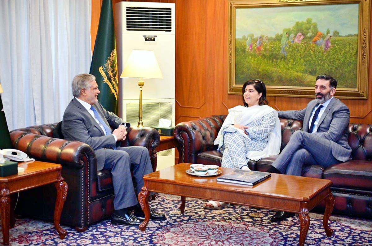 Member of the House of Lords of the United Kingdom Baroness Sayeeda Warsi called on the Deputy Prime Minister and Foreign Minister Senator Mohammad Ishaq Dar at Ministry of Foreign Affairs