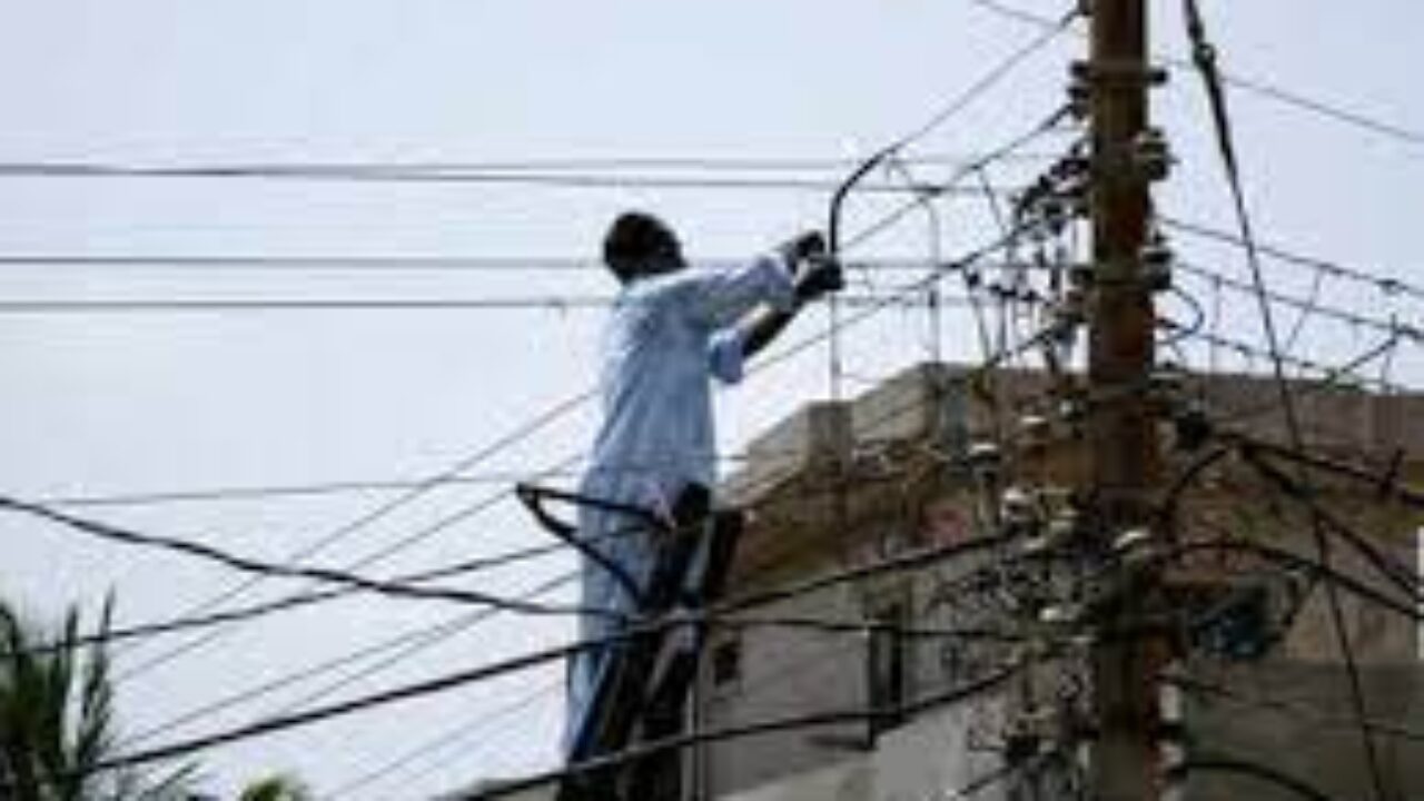 Crackdown against power thieves intensified in Dera