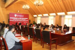 Ambassador Hashmi visits BFSU, meets students learning Urdu