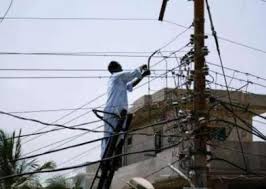 Rs 821.7m fine imposed on 7834 electricity thieves, 6234 arrested in 241 days: FESCO spokesman