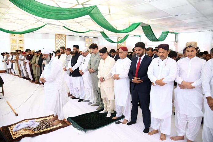 President Asif Ali Zardari offering the Eid-ul-Azha prayers in Nawabshah
