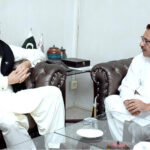 Khyber Pakhtunkhwa Governor, Faisal Karim Kundi meets with Managing Director Associated Press of Pakistan (APP), Muhammad Asim Khichi during his visit to APP Headquarters