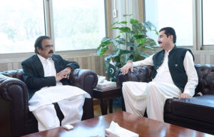 Governor of Khyber Pakhtunkhwa, Faisal Karim Kundi calls on Federal Minister for Inter Provincial Coordination, Rana Sanaullah