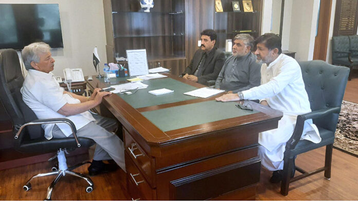 The delegation of All Pakistan Fertilizer Dealers Association (APFDA) calls on the Federal Minister for Industries and Production Rana Tanveer Hussain