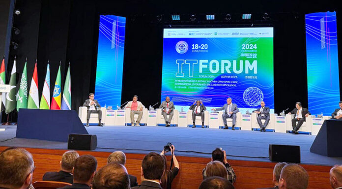 Pakistan Ambassador to Russian Federation Muhammad Khalid Jamali participating in IT forum at Khanty-Mansiysk