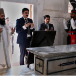 Governor KPK Faisal Karim Kundi visits Mazar-e-Iqbal and lays a floral wreath