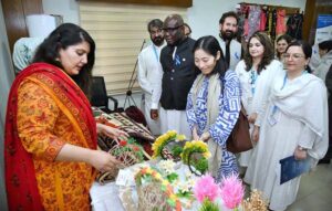 Head of UNHCR Sub-office Peshawar Mr. Kofi Ohenenana Dwomo addressing during the ceremony on the World refugee Day.