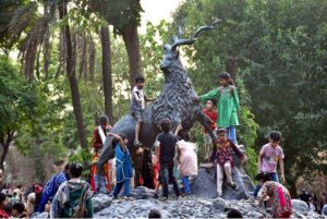 A large number of families arrive to spend their holiday at Lahore Zoo in Provincial Capital.
