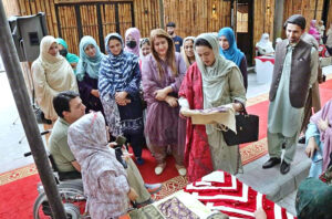 Deputy Speaker Gilgit-Baltistan Assembly Sadia Danish visiting the stall during the Summer Fest 2024 organized by the Women Chamber of Commerce & Industry