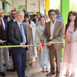 Minister for Federal Education and Professional Training, Dr. Khalid Maqbool Siddiqui inaugurates a Tech-Ed Centre of Excellence established in collaboration with Google at IMCG, F-6/2