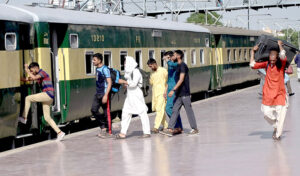 Families arriving at Railway station depart their hometowns to spend Eid ul Azha holidays with their loved ones.