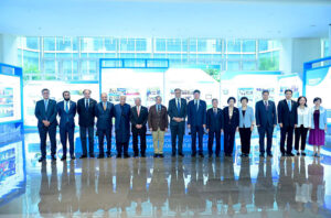 Prime Minister Muhammad Shehbaz Sharif in a group photo with Pakistani delegation and Chinese authorities at Yangling Agricultural Demonstration Base.