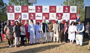 Former Deputy Mayor, Syed Zeeshan Ali Naqvi presenting souvenir to U.S Deputy Chief of Mission Andrew J Schofer during 12th Tent Pegging Championship 2024 at Fatima Jinnah Park, F-9.