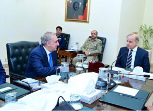 A delegation of experts of Power sector led by former Georgian Prime Minister Nika Gilauri calls on Prime Minister Muhammad Shehbaz Sharif