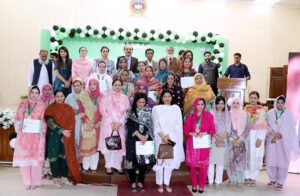 Federal Minister for Education and Professional Training, Khalid Maqbool Siddiqui in a group photo with the educators on the occasion of Teacher Award Ceremony titled ‘Ustaad se Ustaad-e-Mohtaram ka safar’" organized by Federal Government College for Girls F-7/2, the National Institute of Excellence in Teacher Education (NIETE) and the Ministry of Federal Education and Professional Training.