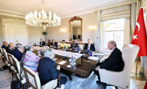 Deputy Prime Minister and Foreign Minister Senator Mohammad Ishaq Dar joined a collective call of D-8 Foreign Ministers on Turkish President, Recep Tayyip Erdoğan after the conclusion of the Extraordinary Meeting of the D-8 Council of Foreign Ministers.