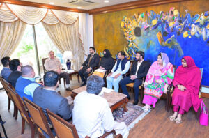 A delegation of Young Parliamentarians calls on Prime Minister Muhammad Shehbaz Sharif.