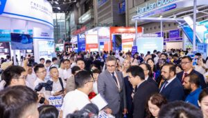 Ambassador Hashmi visits Cross Border E-commerce Trade Expo in Shenzhen, China