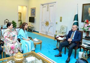 Globally acclaimed Pakistani mountaineer Naila Kiyani calls on Prime Minister Muhammad Shehbaz Sharif