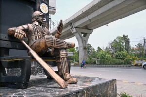 A sculpture of cricketer installed at Shamsabad along Murree Road in connection with preparation of upcoming Asia Cup.