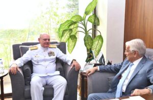 Federal Minister for Defence, Khawaja Muhammad Asif presenting a souvenir to Admiral Andre Luiz Silva Lima De Santana Mendes, Chief of Naval Staff of Brazilian Armed Forces.