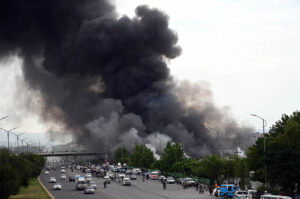 People gathered on the spot after a horrific fire erupted in weekly bazaar in H-9 sector this morning. According to CDA as many as 300 stalls burnt to ashes in the incident. Luckily no causalities reported in the incident