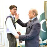 Prime Minister Muhammad Shehbaz Sharif meets Ayan Kashif and his family. Ayan Kashif is a student of Daanish School and he secured the first position in the annual exams of Intermediate and Secondary Education Lahore