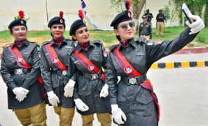 Sindh Minister for Prisons, Ali Hassan Zardari, presented shields to the position holders during the passing out parade ceremony of the 18th basic training course for prison constables and lady prison constables at the Sindh Prisons Staff Training Institute.