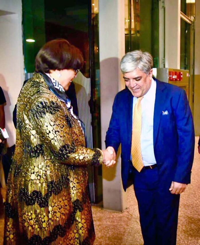 Secretary General of the Commonwealth, Patricia Scotland arrives in Islamabad. She was welcomed by Additional Foreign Secretary (Europe) Ambassador Shafqat Ali Khan at the Islamabad Airport