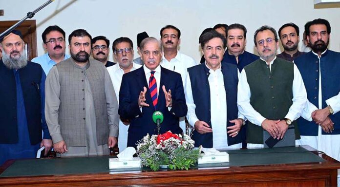 Prime Minister Muhammad Shehbaz Sharif talking to the media after the signing of agreement to solarise agricultural tubewells of Balochistan