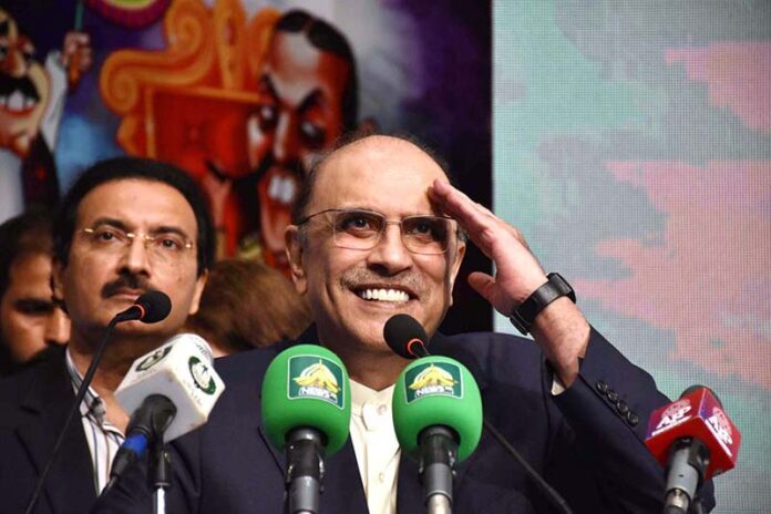 President Asif Ali Zardari addressing during Professor Waris Mir Memorial Seminar at Alhamra