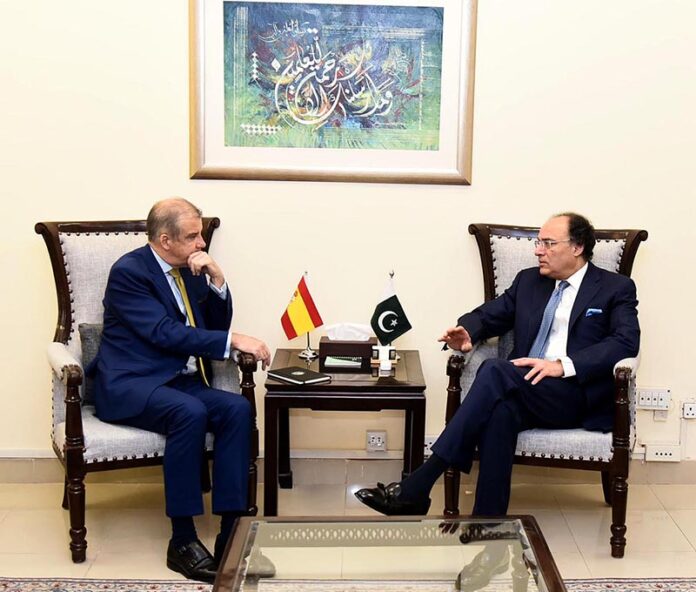Federal Minister for Finance & Revenue, Senator Muhammad Aurangzeb was called on by Ambassador of Spain to Pakistan, H.E Ms. Jose A. de Ory