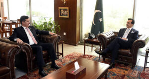 Chairman Senate, Syed Yousuf Raza Gilani in a meeting with Faisal Karim Kundi, Governor of Khyber Pakhtunkhwa at Parliament House