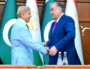 PM, President Emomali vow to further strengthen Pakistan-Tajikistan ties
