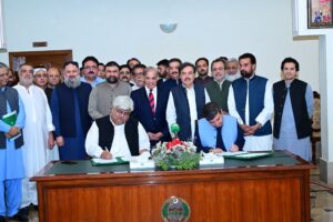 28,000 tube wells in Balochistan to be converted on solar power: PM