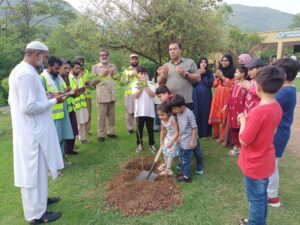 #selfiewithtree: CDA Chairman leads tree plantation drive at Trail 5